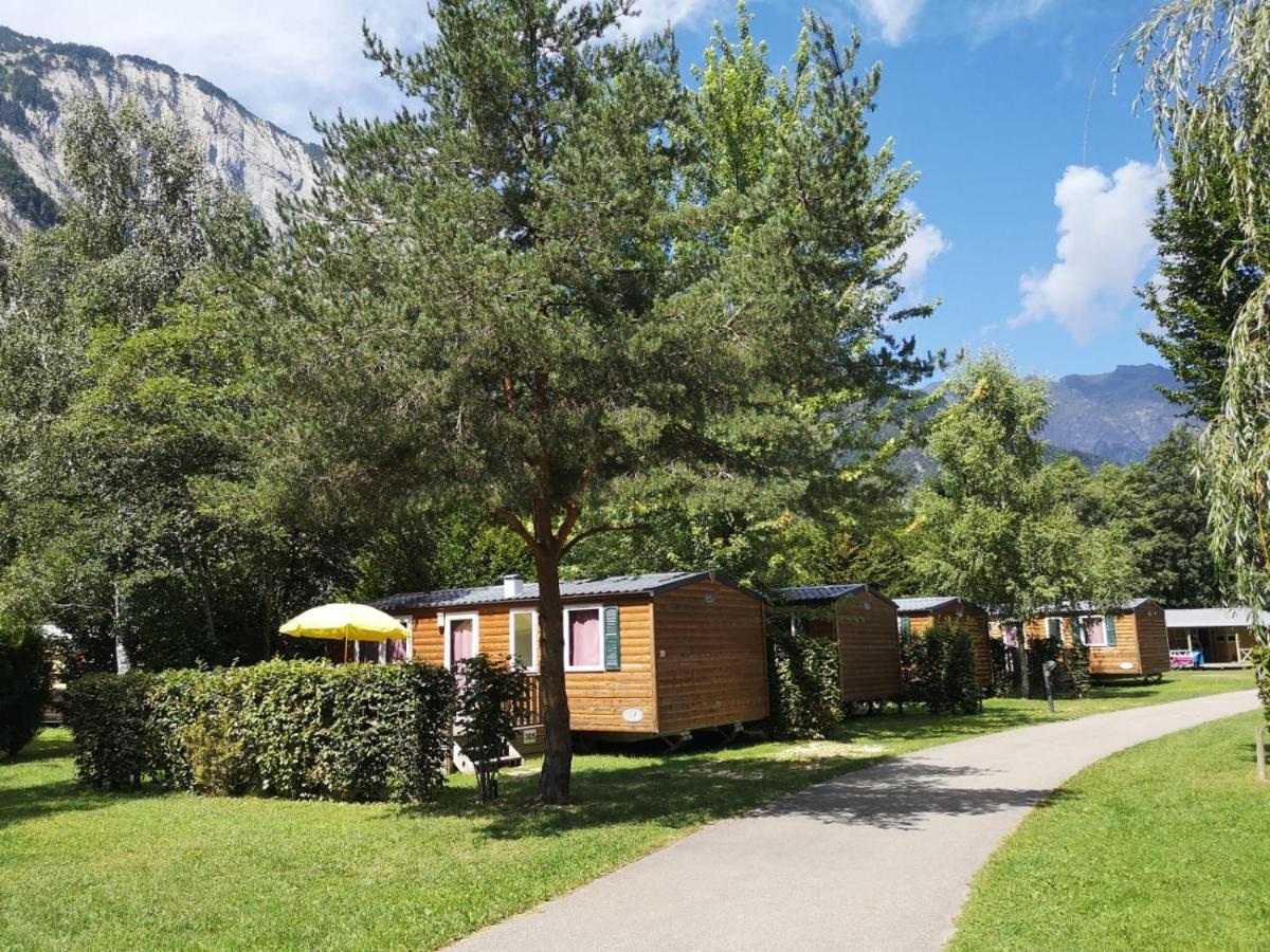 Hotel Camping Le Colporteur Le Bourg-dʼOisans Zewnętrze zdjęcie