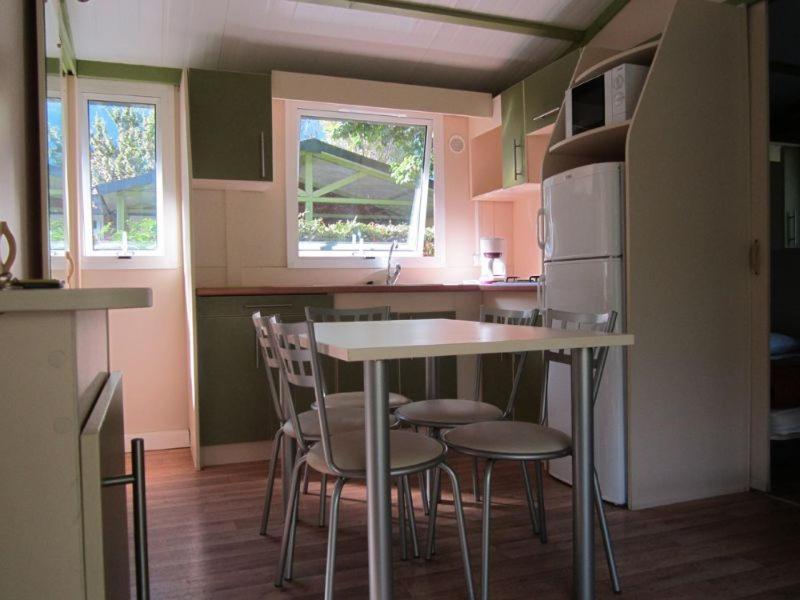 Hotel Camping Le Colporteur Le Bourg-dʼOisans Zewnętrze zdjęcie