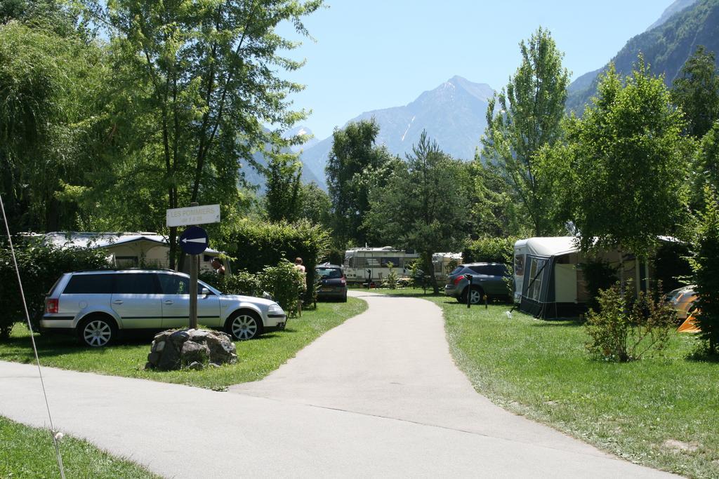 Hotel Camping Le Colporteur Le Bourg-dʼOisans Zewnętrze zdjęcie