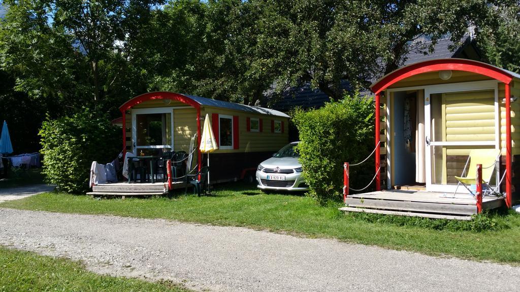 Hotel Camping Le Colporteur Le Bourg-dʼOisans Zewnętrze zdjęcie