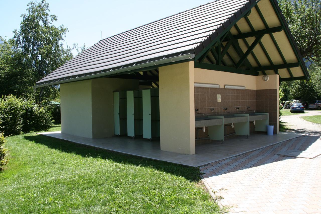 Hotel Camping Le Colporteur Le Bourg-dʼOisans Zewnętrze zdjęcie
