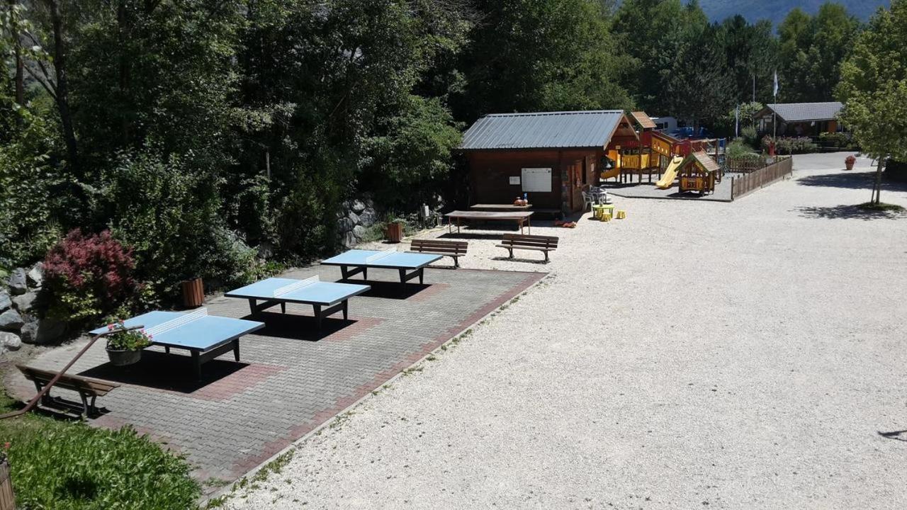 Hotel Camping Le Colporteur Le Bourg-dʼOisans Zewnętrze zdjęcie